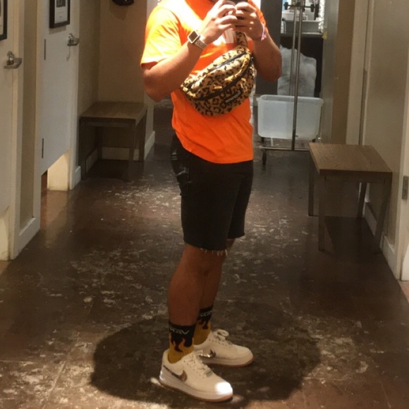 Meet your Posher, Curio - Picture 3 of 4